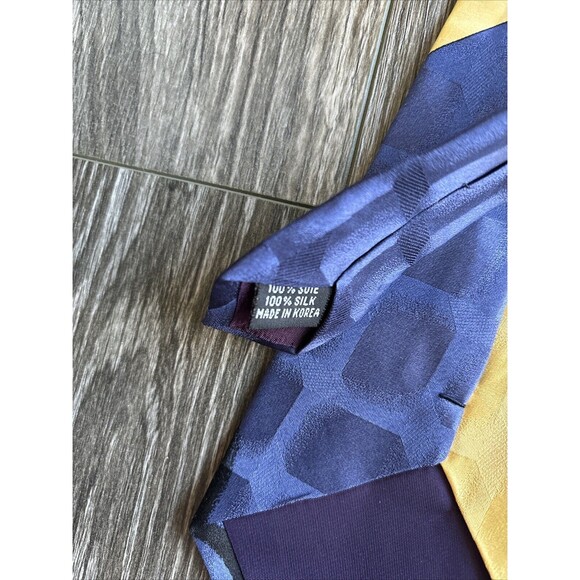 Atlas Design Mickey & Co. Disney 100% Silk Tie Mickevolution Goteborg Sweden New - Picture 9 of 10